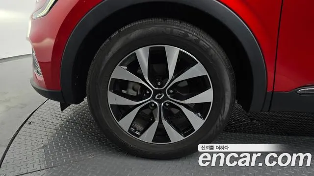 2022 Renault XM3 1.6 GTe RE Sold VIN KNMK5C2HMNP014749 – trunk area