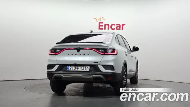 2025 Renault Arkana 1.6 E-TECH Iconic Sold VIN KNMK5C2TMSP050177 – trunk area