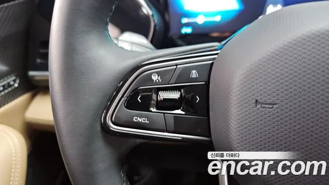 2025 Renault Grand Koleos 1.5 E-TECH Iconic 2WD Sold VIN KNMP5B2U1SP033966 – exterior detail