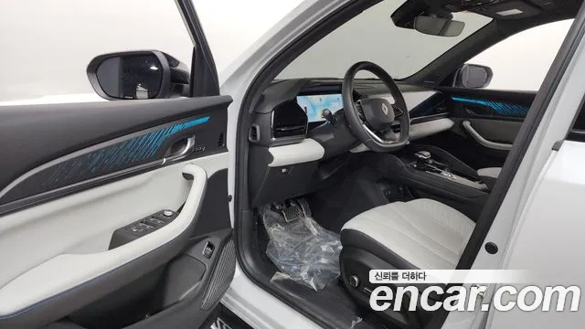 2026 Renault Grand Koleos 1.5 E-TECH Esprit Alphine 2WD Sold VIN KNMP5B2U1TP063941 – side profile