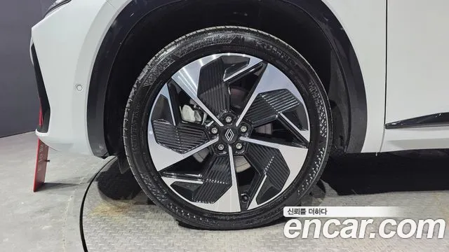 2025 Renault Grand Koleos 1.5 E-Tech Iconic 2wd Sold VIN KNMP5B2U3SP039445 – front exterior