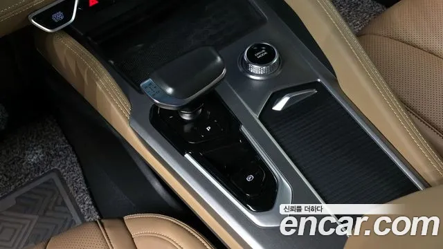 2025 Renault Grand Koleos 1.5 E-TECH Iconic 2WD Sold VIN KNMP5B2U6SP000123 – trunk area