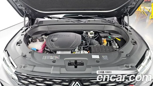 2025 Renault Grand Koleos 1.5 E-TECH Iconic 2WD Sold VIN KNMP5B2U6SP041156 – trunk area