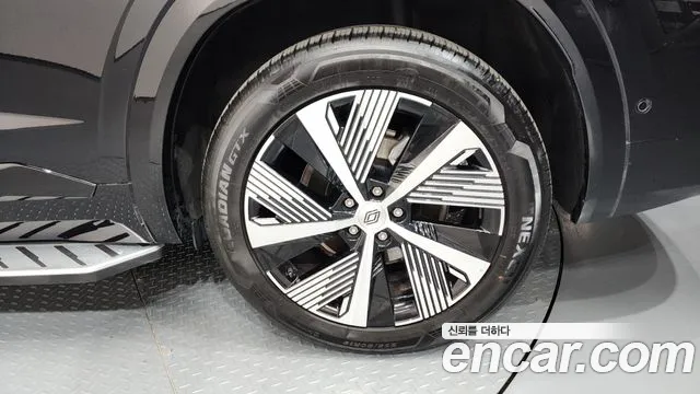 2025 Renault Grand Koleos 1.5 E-TECH Iconic 2WD Sold VIN KNMP5B2U6SP045496 – interior seats