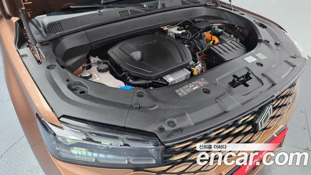 2025 Renault Grand Koleos 1.5 E-TECH Iconic 2WD Sold VIN KNMP5B2U7SP000115 – trunk area