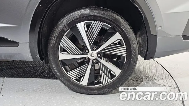 2025 Renault Grand Koleos 1.5 E-TECH Iconic 2WD Sold VIN KNMP5B2U7SP001412 – photo 18