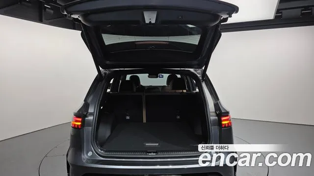 2025 Renault Grand Koleos 1.5 E-TECH Iconic 2WD Sold VIN KNMP5B2U7SP017111 – trunk area