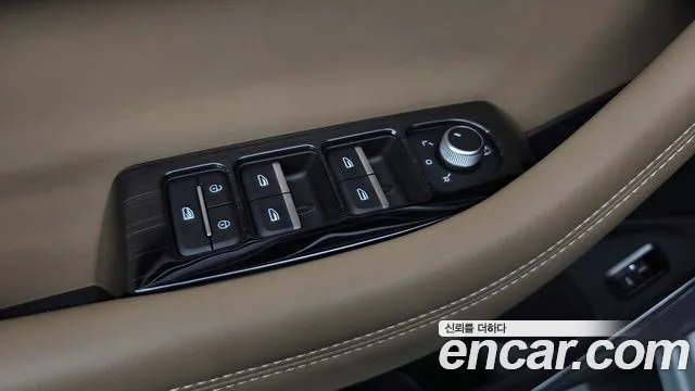 2025 Renault Grand Koleos 1.5 E-TECH Iconic 2WD Sold VIN KNMP5B2U7SP032336 – photo 31