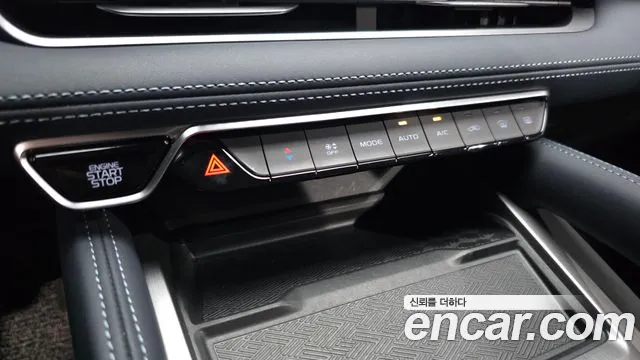 2025 Renault Grand Koleos 1.5 E-TECH Iconic 2WD Sold VIN KNMP5B2U9SP014078 – trunk area