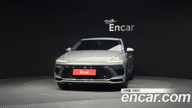2025 Hyundai Sonata The Edge (DN8) 2.0 LPG(Taxi) Sold VIN LBEDNALEBSY042111 – rear exterior