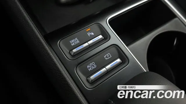 2025 Hyundai Sonata The Edge (DN8) 2.0 LPG(Taxi) Sold VIN LBEDNALEBSY047731 – trunk area