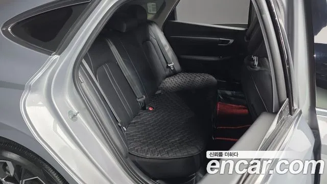 2025 Hyundai Sonata The Edge (DN8) 2.0 LPG(Taxi) Sold VIN LBEDNALEBSY053674 – undercarriage