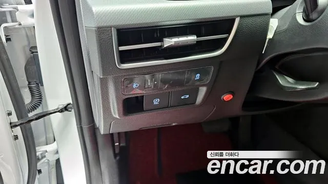 2025 Hyundai Sonata The Edge (DN8) 2.0 LPG(Taxi) Sold VIN LBEDNALEBSY061015 – trunk area