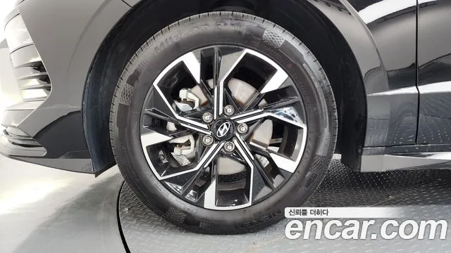 2026 Hyundai Sonata The Edge (DN8) 2.0 LPG(Taxi) Sold VIN LBEDNALEBTY080910 – trunk area