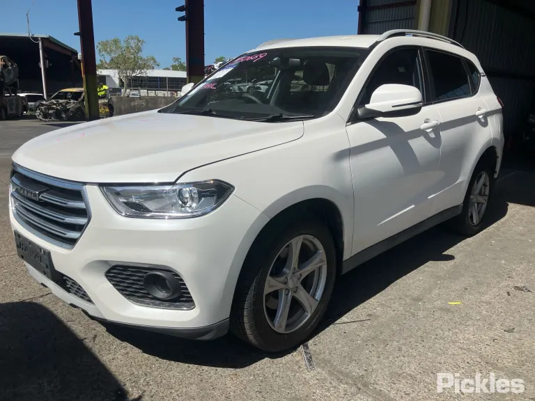 2020 Haval H2 Damaged VIN LGWEE4A40LH928338 – rear exterior
