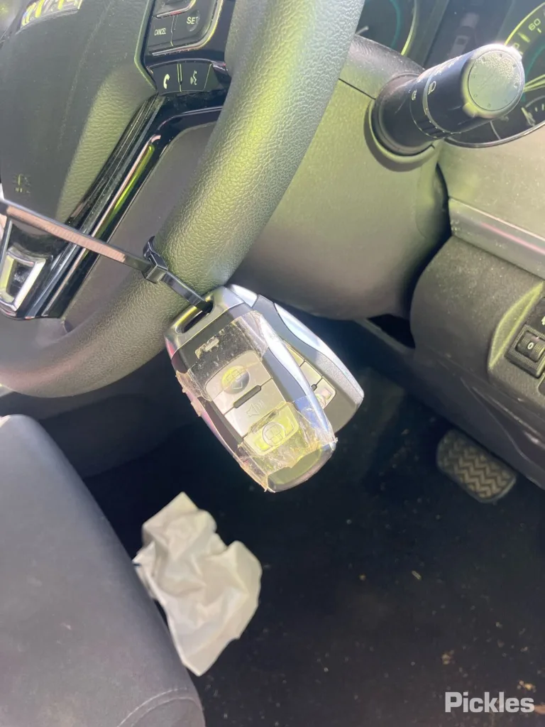 2020 Haval H2 Damaged VIN LGWEE4A40LH928338 – trunk area