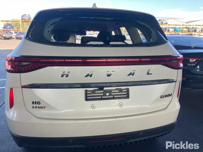 2023 GWM Haval H6 Damaged VIN LGWEF6A56PH927752 – dashboard