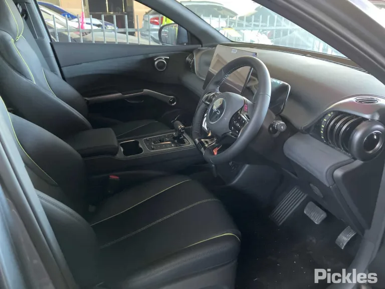 2025 BYD ATTO 3 Damaged VIN LGXCE4CB6S2172207 – photo 17