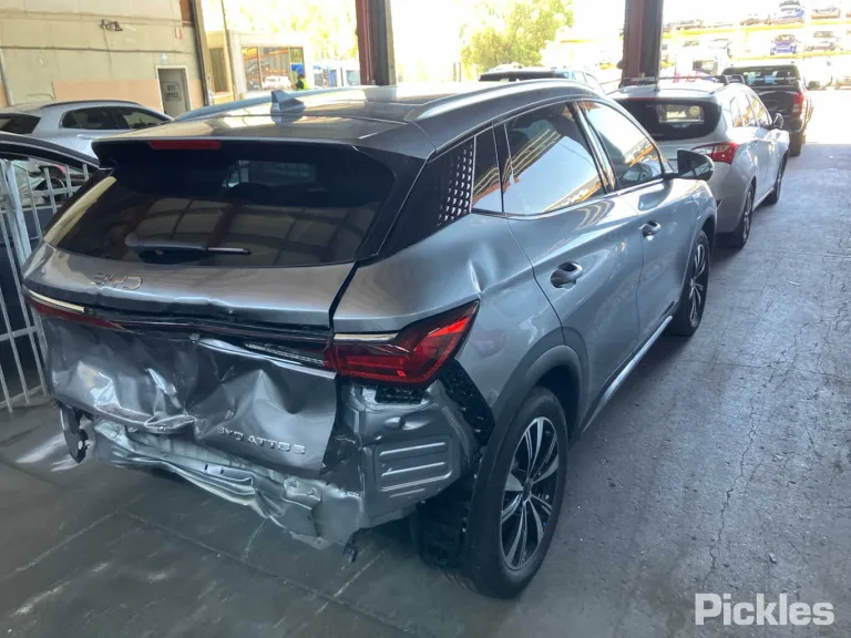 2025 BYD ATTO 3 Damaged VIN LGXCE4CB6S2172207 – photo 20