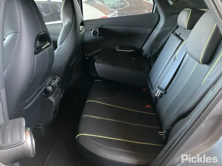 2025 BYD ATTO 3 Damaged VIN LGXCE4CB6S2172207 – photo 24