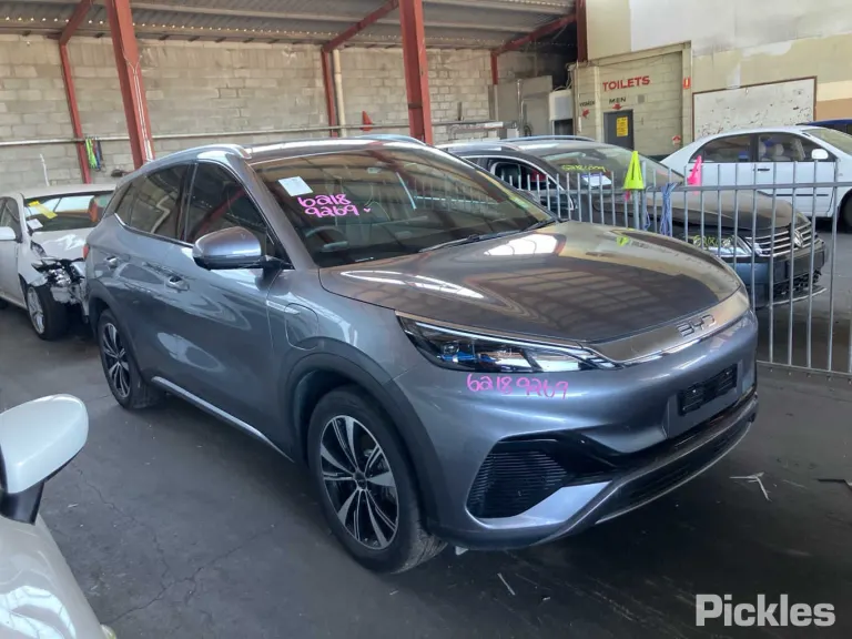 2025 BYD ATTO 3 Damaged VIN LGXCE4CB6S2172207 – photo 25