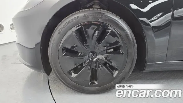 2024 Tesla Model 3 Long Range AWD Sold VIN LRW3E7EK5RC192400 – interior seats 2024 Tesla Model 3 Long Range AWD Sold VIN LRW3E7EK5RC192400 – interior seats