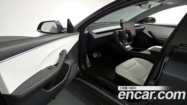 2025 Tesla Model 3 Long Range AWD Sold VIN LRW3E7EK9SC475422 – side profile