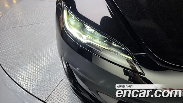 2024 Tesla Model 3 Performance AWD Sold VIN LRW3E7ET111111111 – rear exterior 2024 Tesla Model 3 Performance AWD Sold VIN LRW3E7ET111111111 – rear exterior