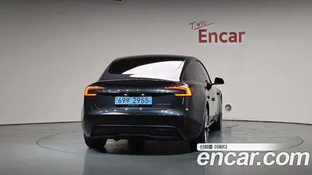 2025 Tesla Model 3 RWD VIN LRW3E7FS7SC606152