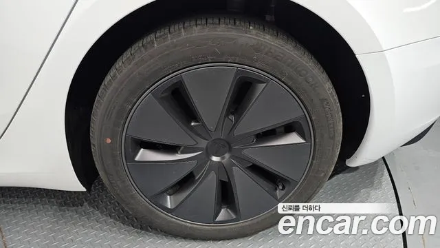 2025 Tesla Model 3 RWD Sold VIN LRW3E7FS8SC610338 – photo 12