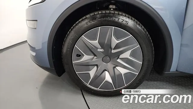 2026 Tesla Model Y L Long Range AWD VIN LRWYGCEK1TC644553