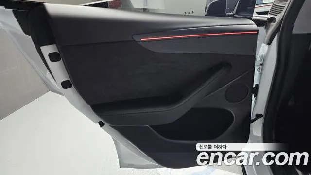 2025 Tesla Model Y Long Range Awd Sold VIN LRWYGCEK3SC201982 – front exterior