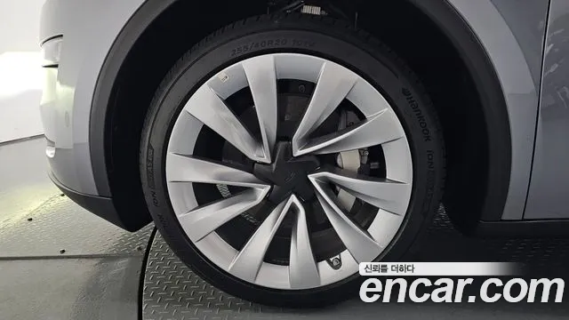 2025 Tesla Model Y Long Range Launch Edition AWD VIN LRWYGCEK5SC020608