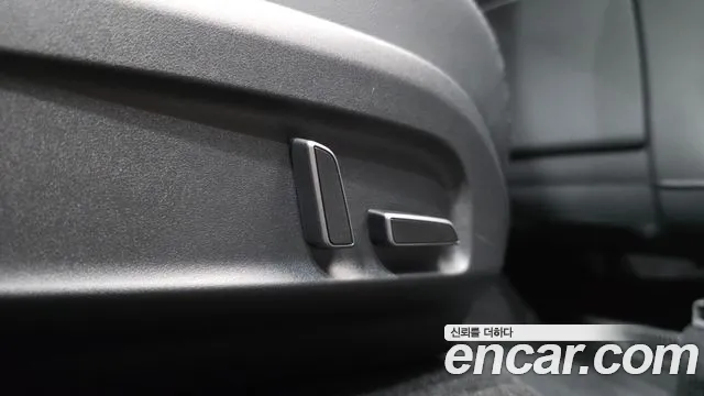 2026 Tesla Model Y L Long Range Awd Sold VIN LRWYGCEK6TC687852 – front exterior