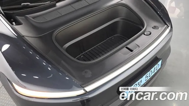 2025 Tesla Model Y RWD VIN LRWYGCFJ3SC162557
