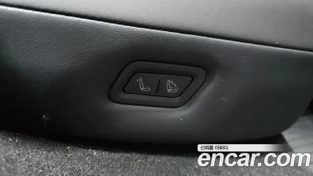 2025 Tesla Model Y RWD Sold VIN LRWYGCFJ4SC174605 – rear exterior