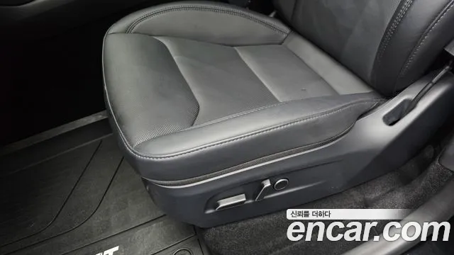 2025 Tesla Model Y RWD Sold VIN LRWYGCFJ6SC229491 – dashboard
