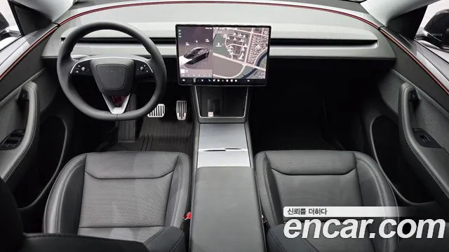 2025 Tesla Model Y RWD Sold VIN LRWYGCFJ6SC229491 – interior seats