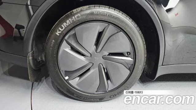 2025 Tesla Model Y RWD Sold VIN LRWYGCFJ6SC229491 – photo 13
