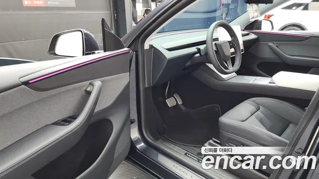 2025 Tesla Model Y RWD Sold VIN LRWYGCFJ8SC122667 – photo 36
