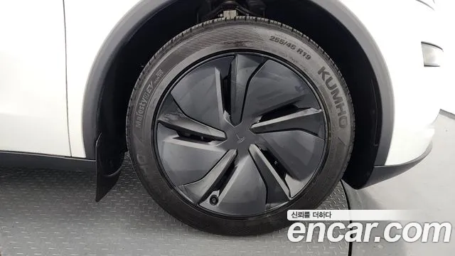 2025 Tesla Model Y RWD Sold VIN LRWYGCFJ9SC052290 – photo 17