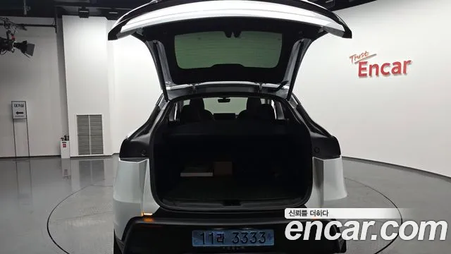 2025 Tesla Model Y RWD Sold VIN LRWYGCFJXSC054890 – rear exterior 2025 Tesla Model Y RWD Sold VIN LRWYGCFJXSC054890 – rear exterior