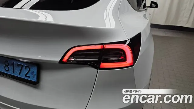 2024 Tesla Model Y RWD Sold VIN LRWYGCFS4RC565837 – dashboard