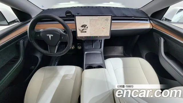 2025 Tesla Model Y RWD Sold VIN LRWYGCFS5SC809677 – engine bay 2025 Tesla Model Y RWD Sold VIN LRWYGCFS5SC809677 – engine bay