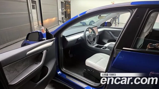 2024 Tesla Model Y RWD Sold VIN LRWYGCFS9RC427887 – rear exterior