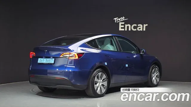 2024 Tesla Model Y RWD VIN LRWYGCFS9RC427887