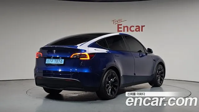 2023 Tesla Model Y RWD VIN LRWYGCFSXPC072094