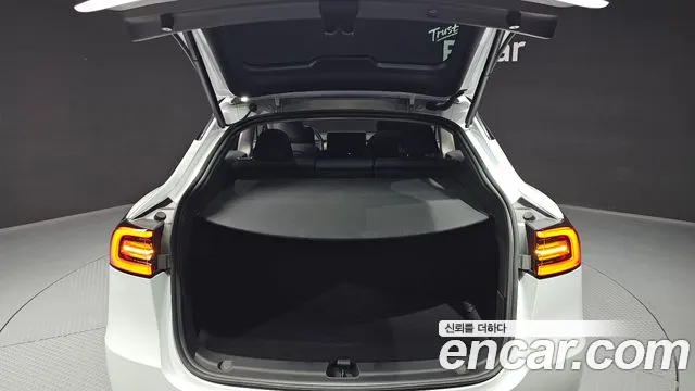 2024 Tesla Model Y RWD Sold VIN LRWYGCFSXRC206749 – engine bay