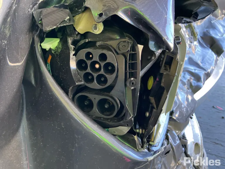 2024 TESLA Model Y Damaged VIN LRWYHCEK5RC417355 – trunk area