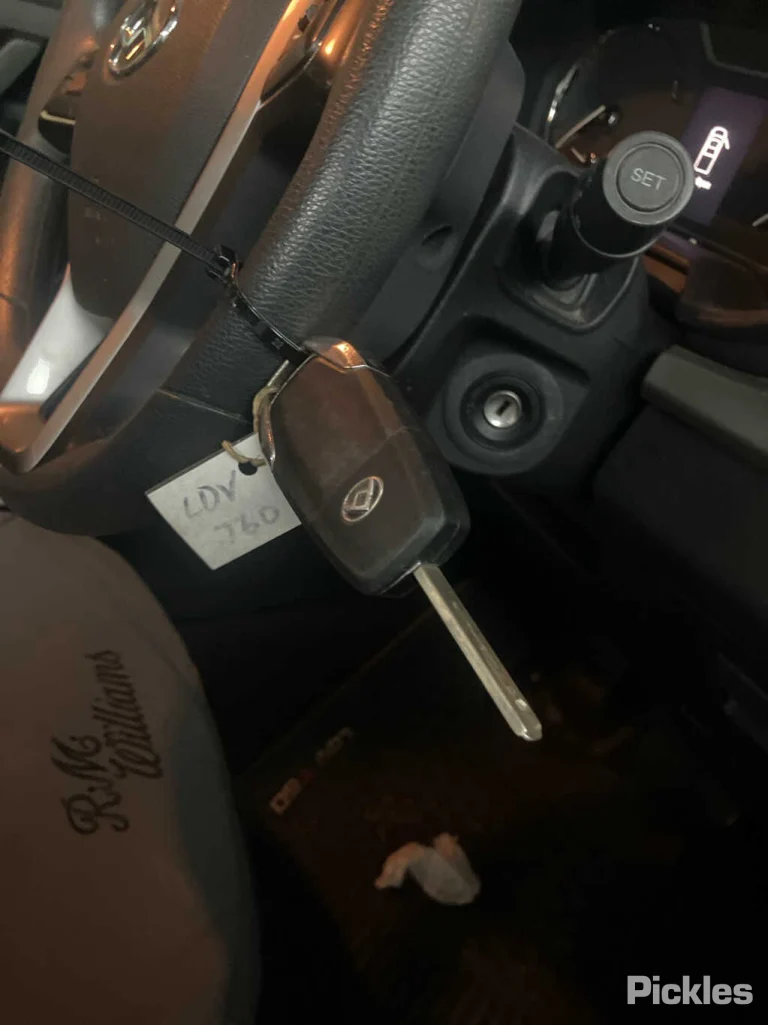 2021 LDV T60 Damaged VIN LSFAM11A3MA047084 – photo 12